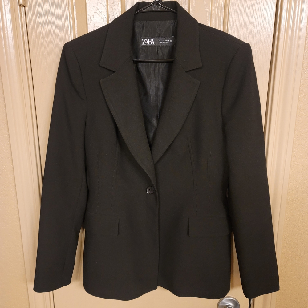 Zara Women's Classic Black Suit Jacket